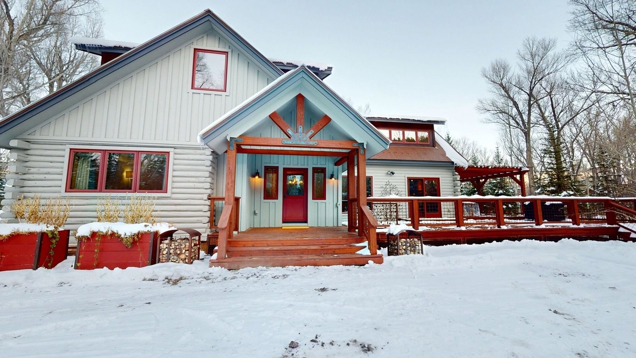 Photo of Outdoor in Almont