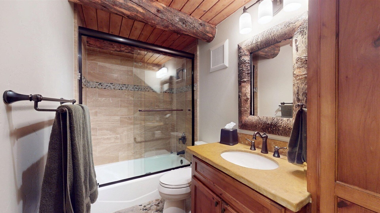 Photo of Bathroom in Almont