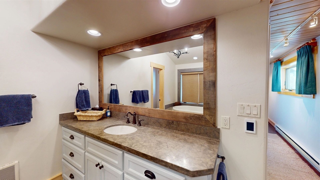 Photo of Bathroom in Almont
