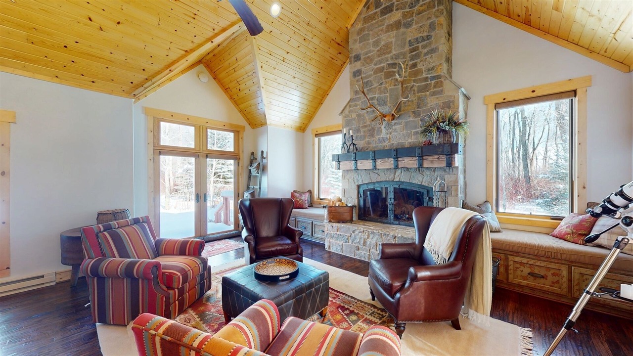 Photo of Livingroom in Almont