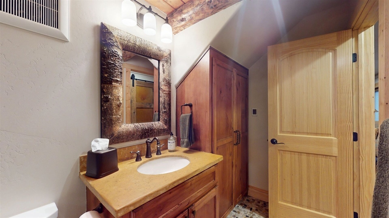 Photo of Bathroom in Almont