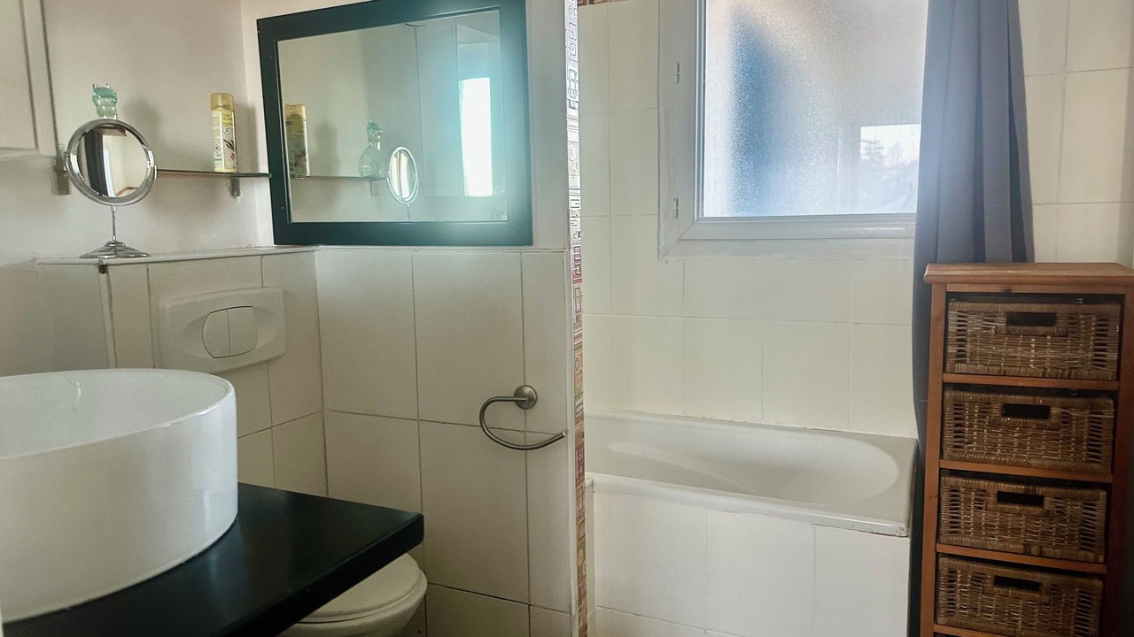 Photo of Bathroom in Flaujac-Poujols