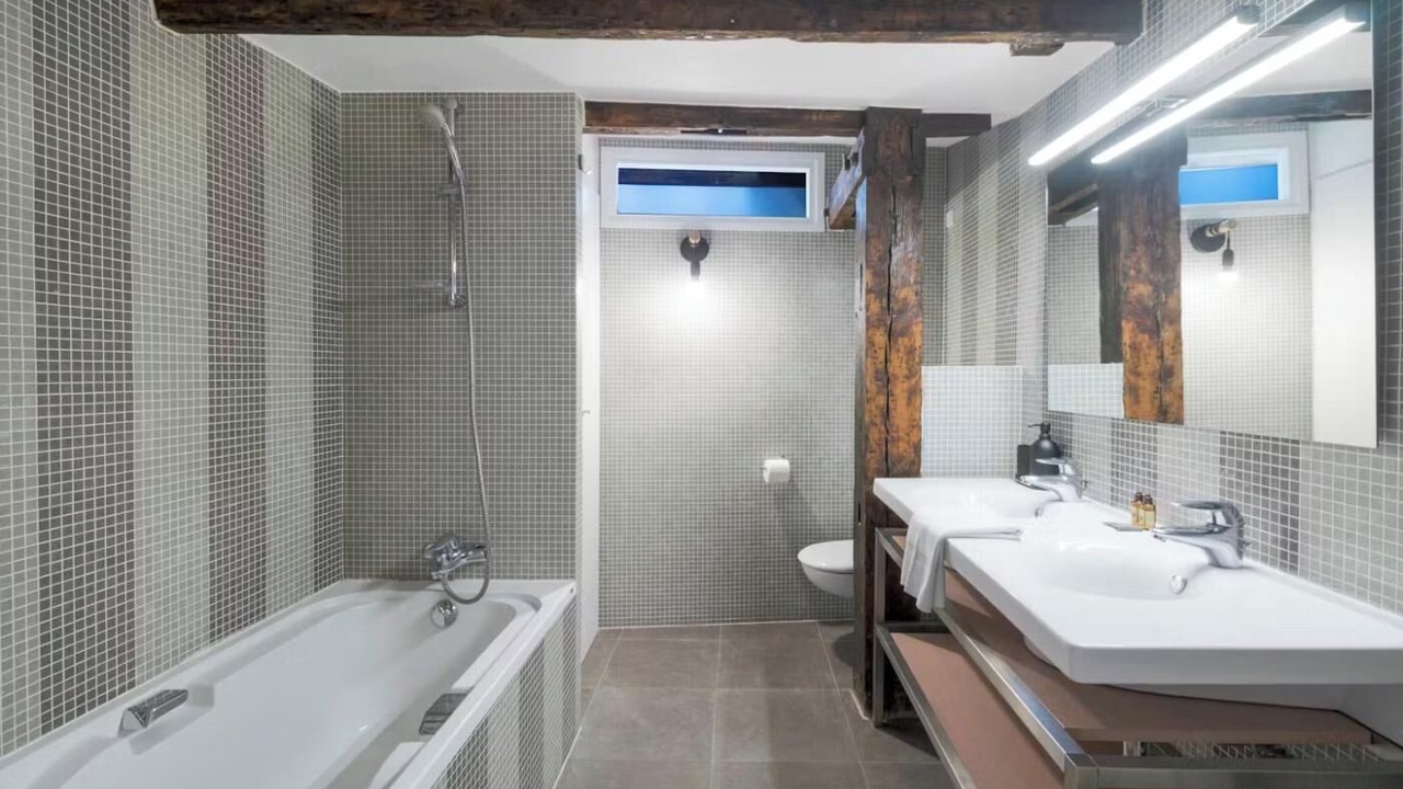 Photo of Bathroom in Jardin des plantes