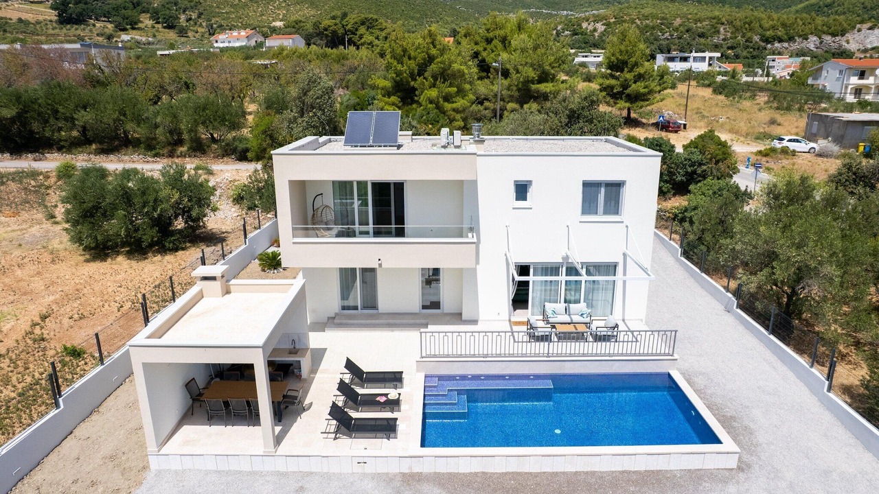 Photo of Outdoor in Rudine