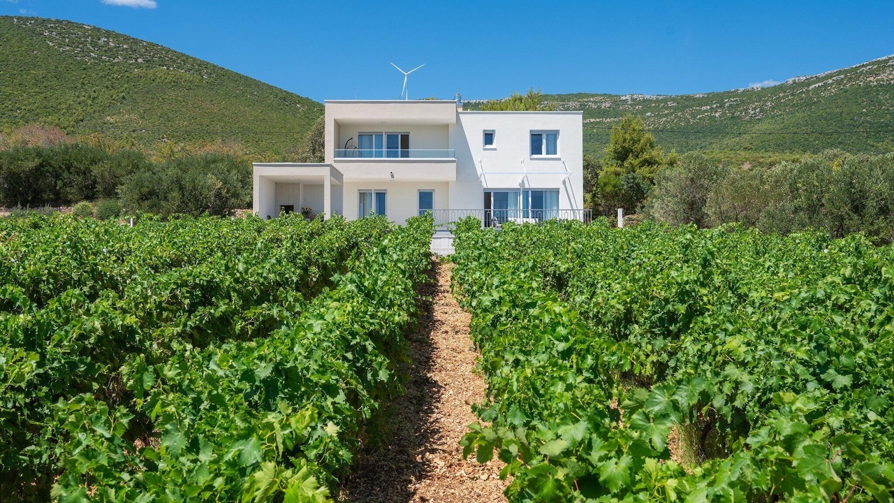 Photo of Outdoor in Rudine