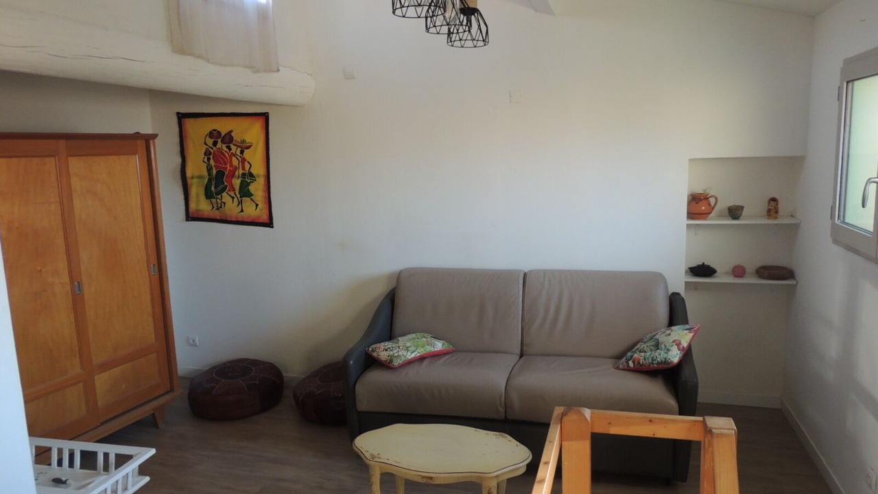 Photo of Livingroom in Rustrel