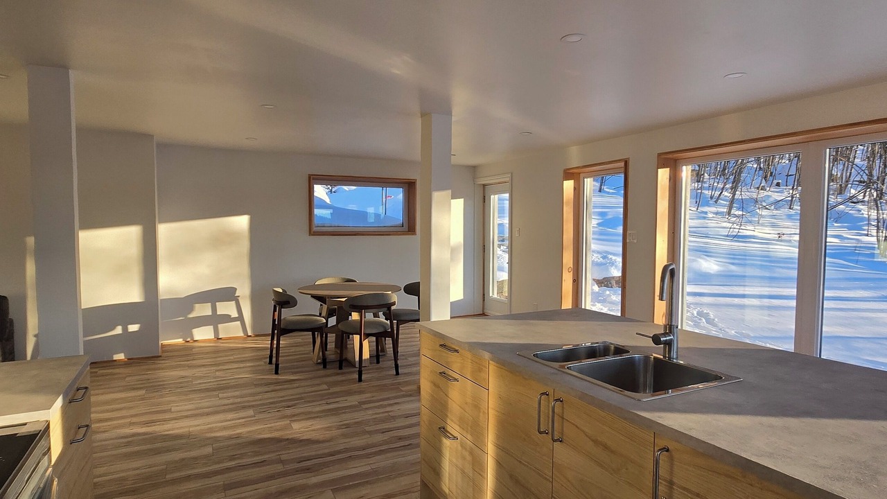 Photo of Kitchen in Lac-des-Seize-Iles