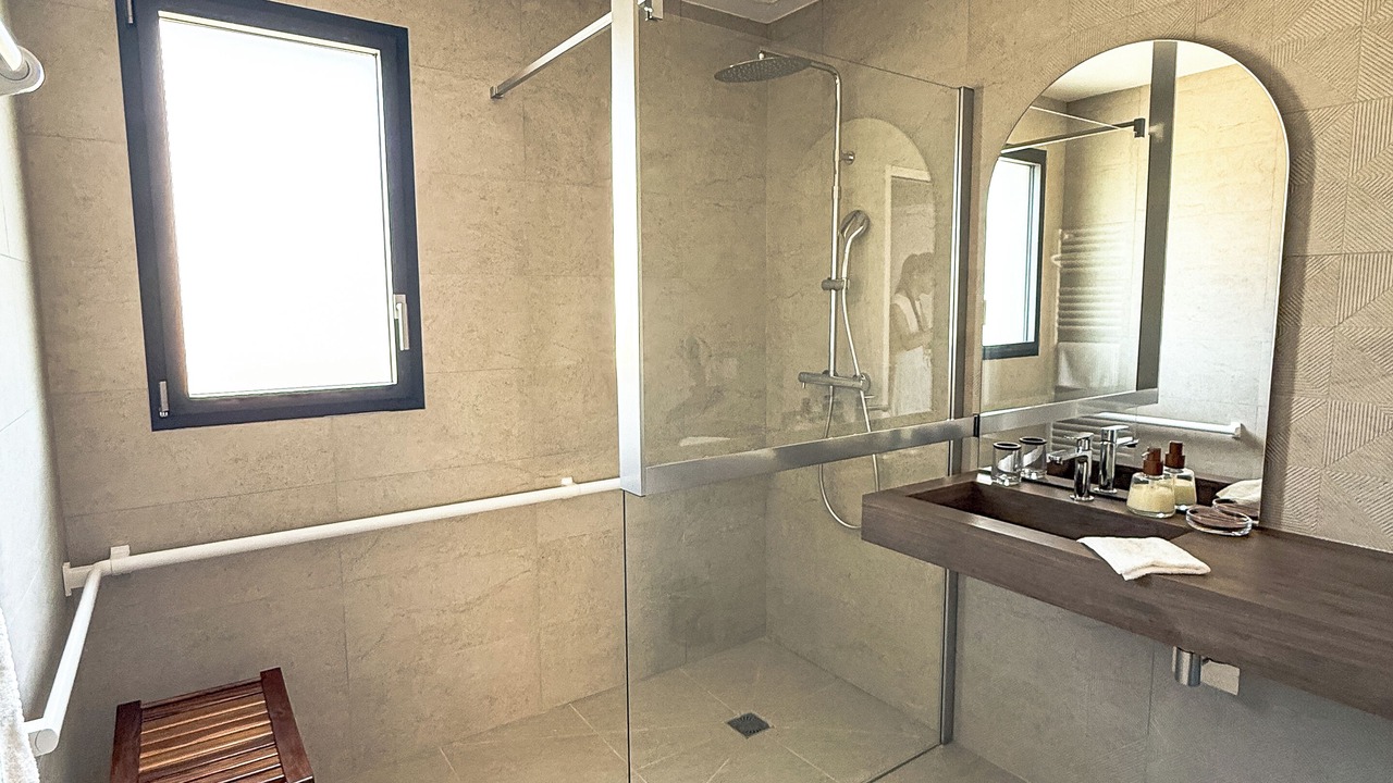 Photo of Bathroom in Roscoff