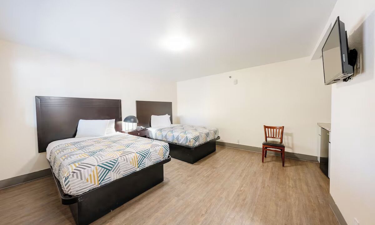 Photo of Others in Hollywood District