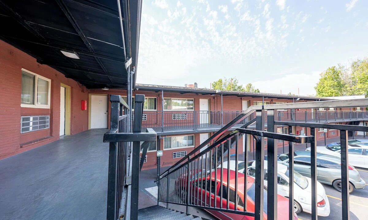 Photo of Patio Balcony in Hollywood District