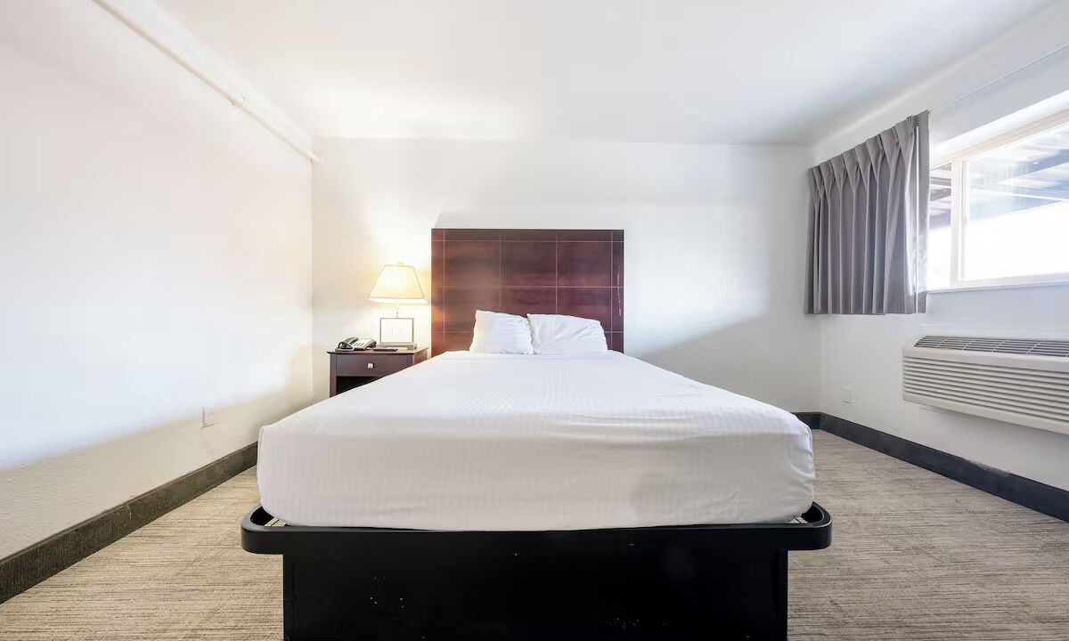 Photo of Others in Hollywood District