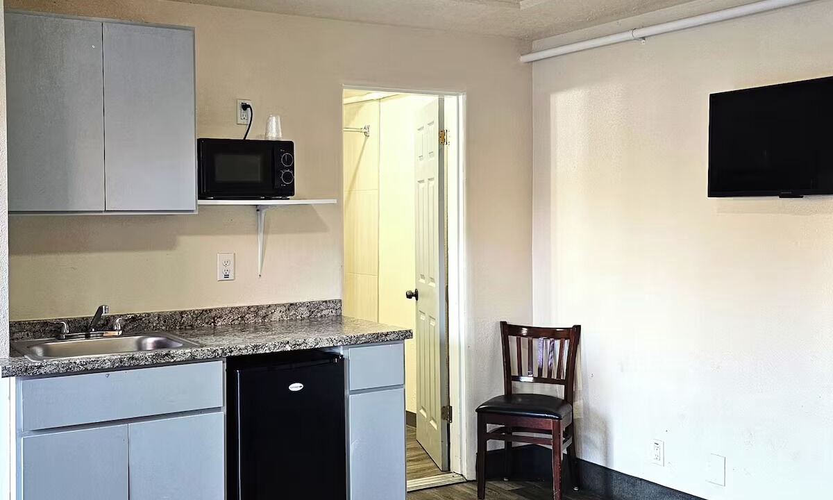 Photo of Others in Hollywood District