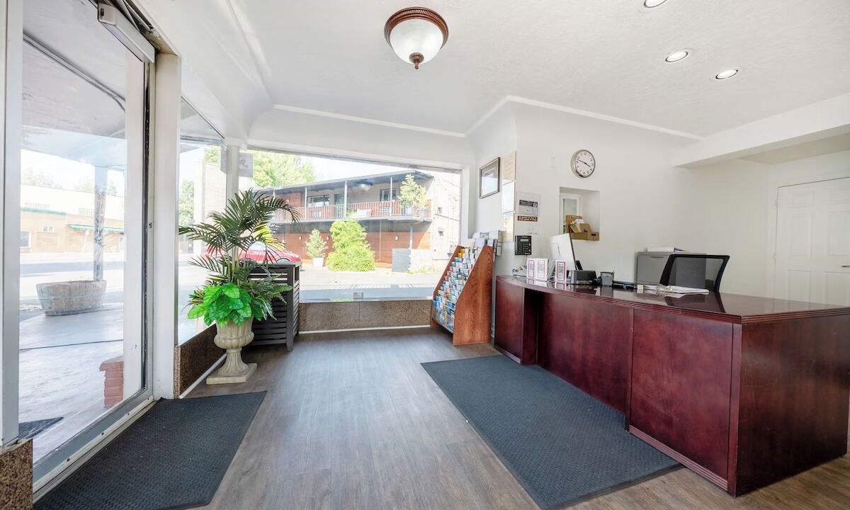 Photo of Others in Hollywood District