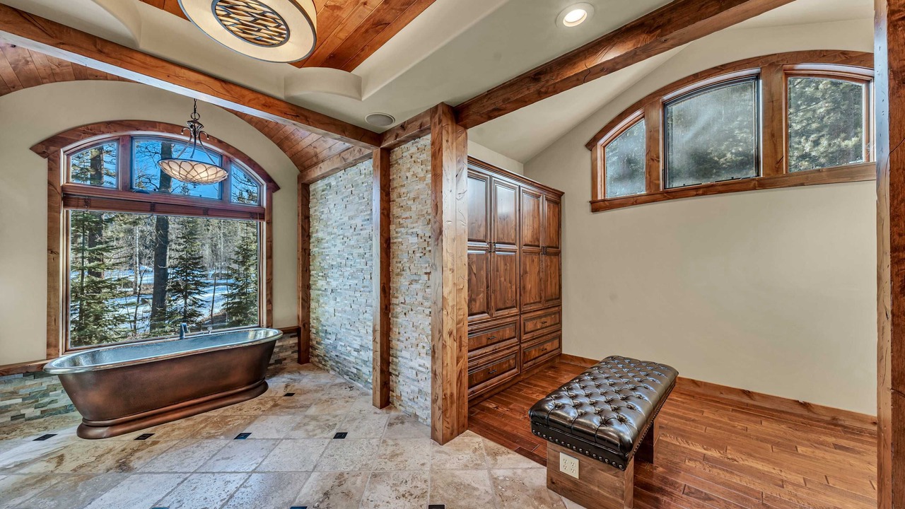 Photo of Bathroom in Christmas Valley