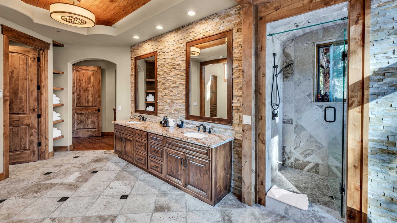 Photo of Bathroom in Christmas Valley