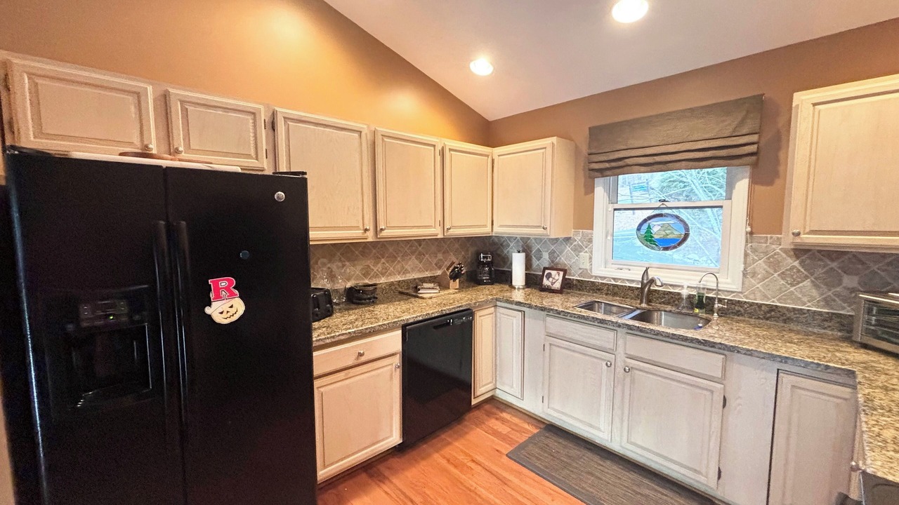 Photo of Kitchen in Charter Hills