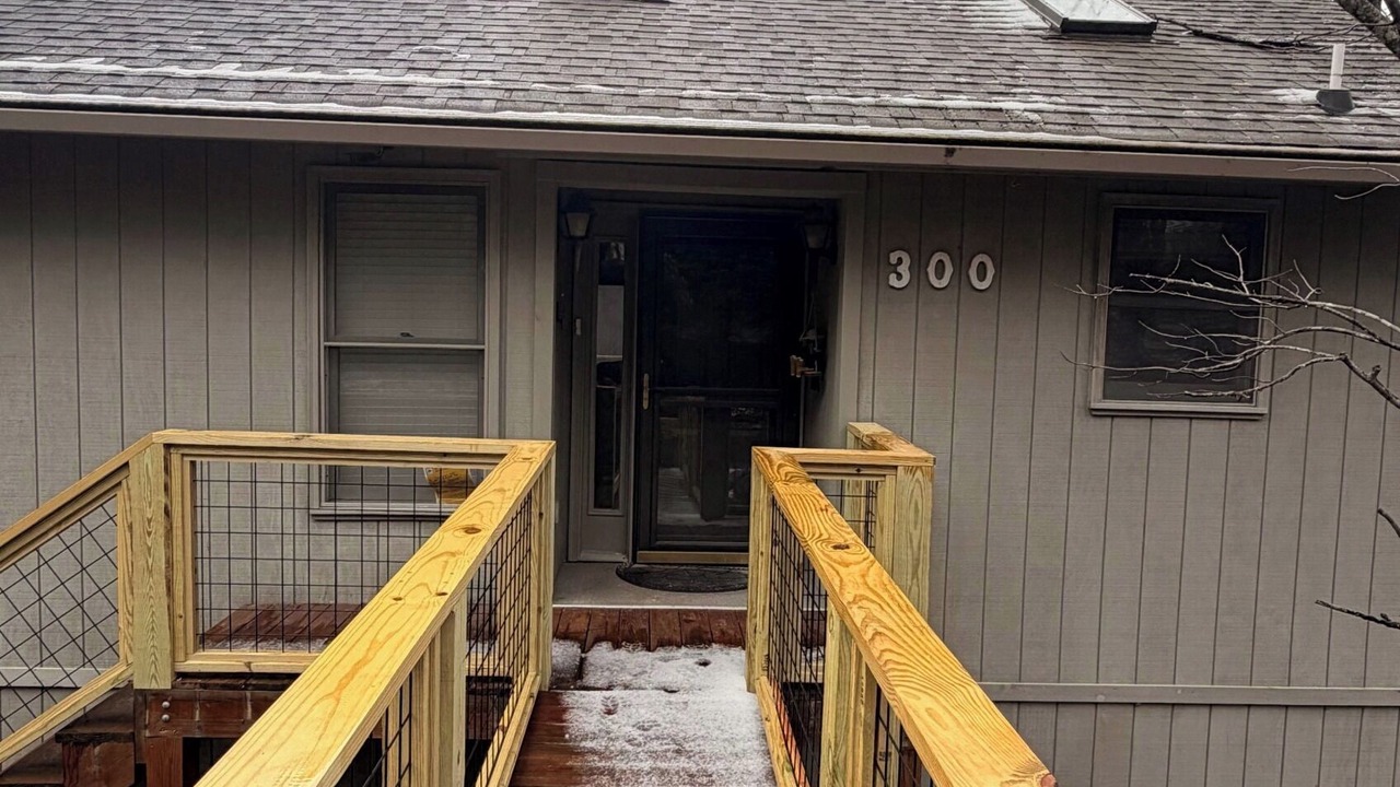 Photo of Outdoor in Charter Hills