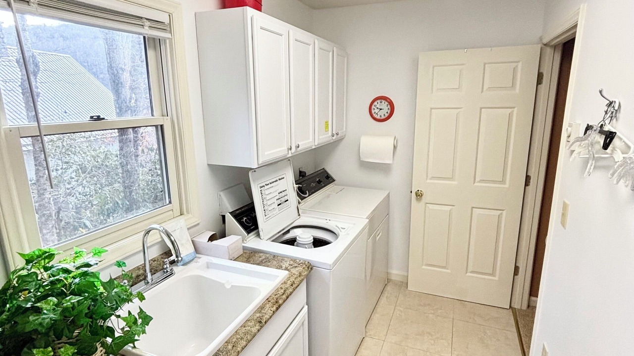 Photo of Kitchen in Charter Hills