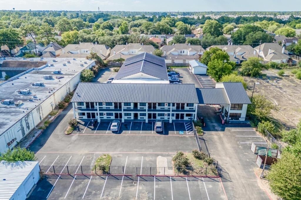 Photo of Others in FM 1960