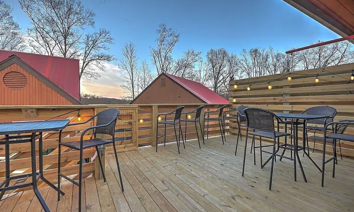 Photo of Outdoor in Oak Grove