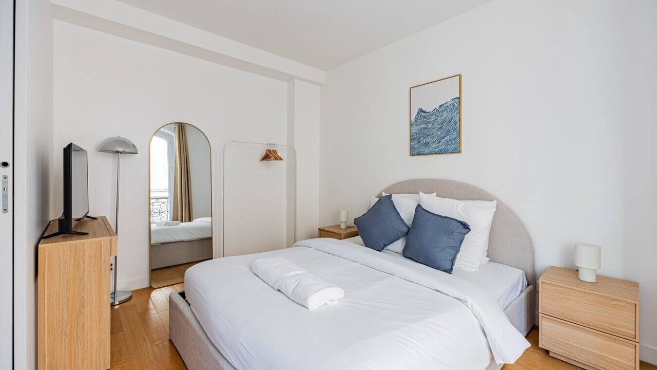 Photo of Bedroom in Arts-et-Metiers