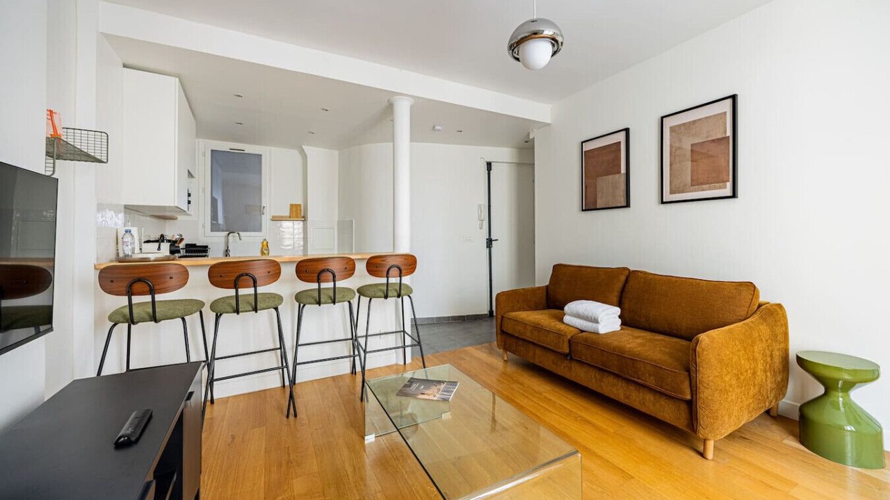 Photo of Livingroom in Arts-et-Metiers
