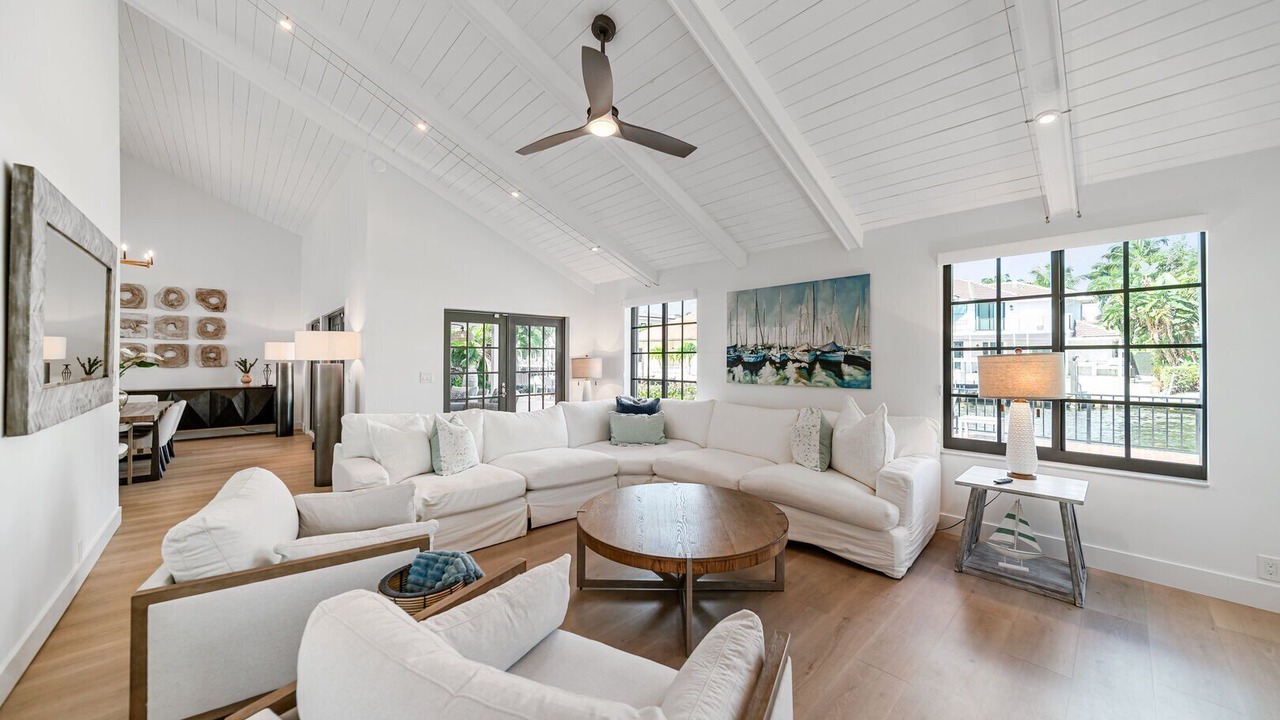 Photo of Others in Tropic Isle