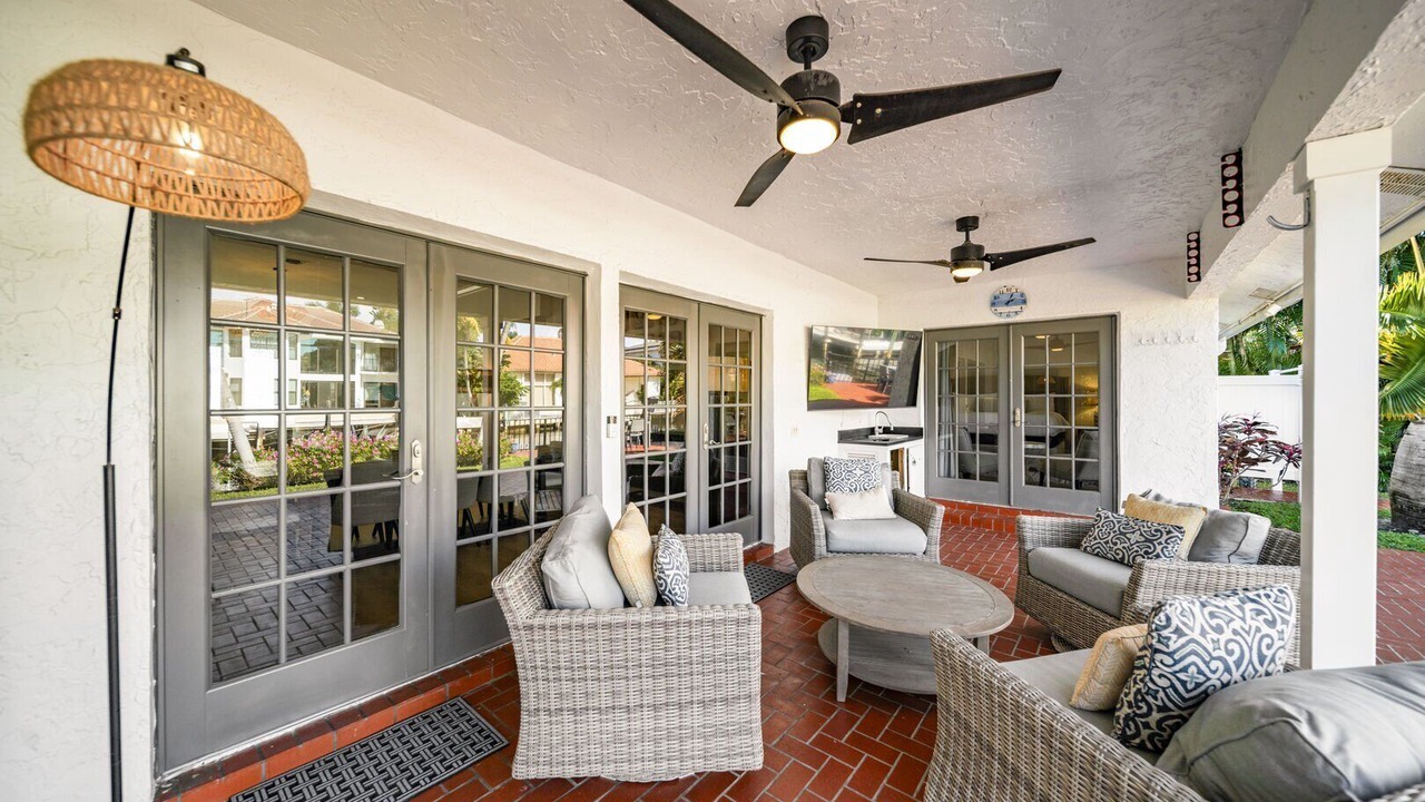 Photo of Outdoor in Tropic Isle