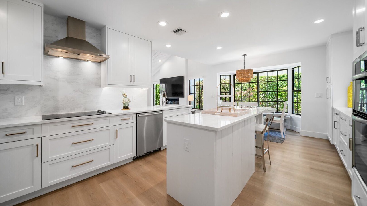 Photo of Others in Tropic Isle