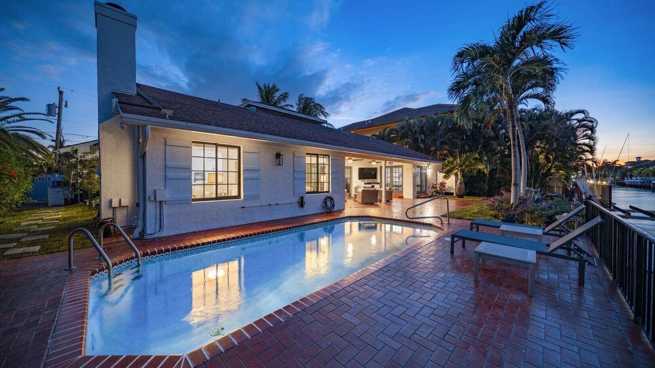 Photo of Outdoor in Tropic Isle