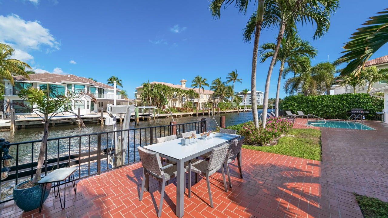 Photo of Others in Tropic Isle