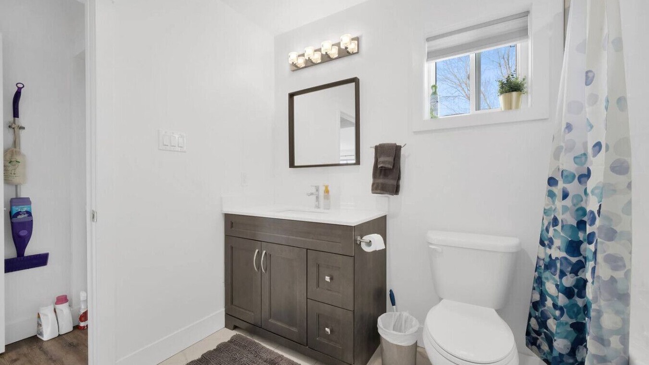 Photo of Bathroom in Rosemount