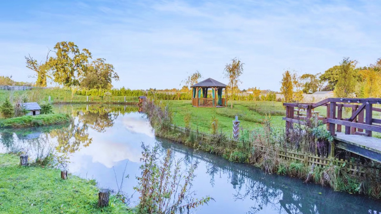 Photo of Others in Newmarket