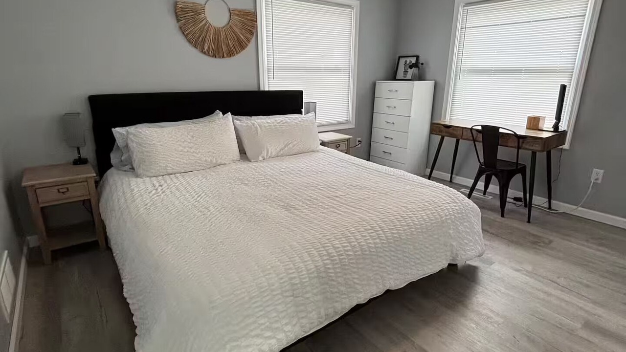 Photo of Bedroom in Midland