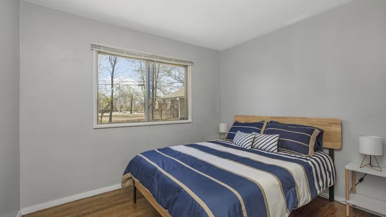 Photo of Bedroom in Wooded Estates