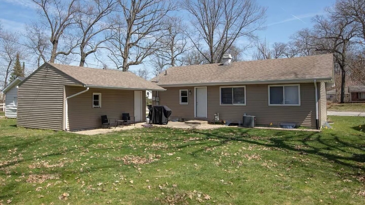 Photo of Outdoor in Wooded Estates