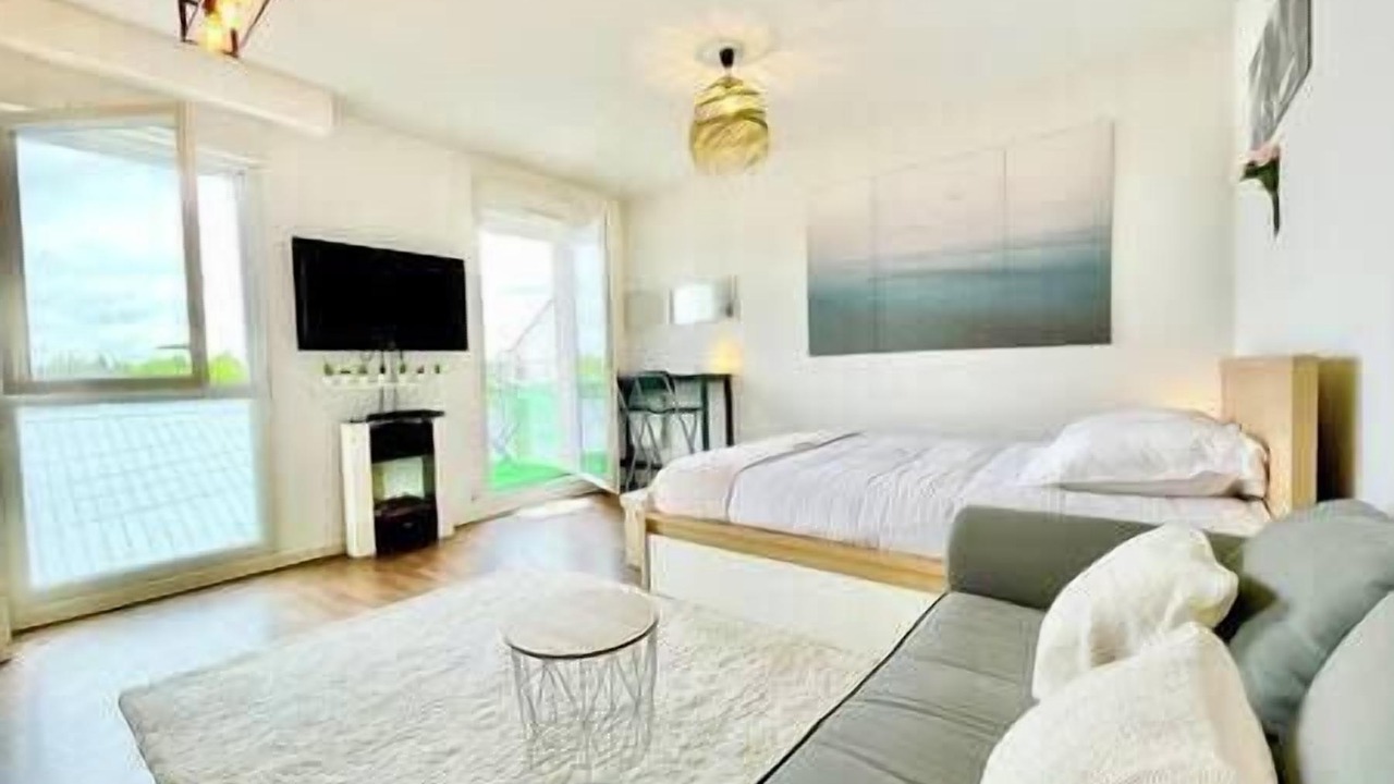 Photo of Bedroom in Saint-Nazaire