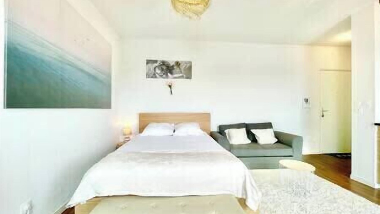 Photo of Bedroom in Saint-Nazaire