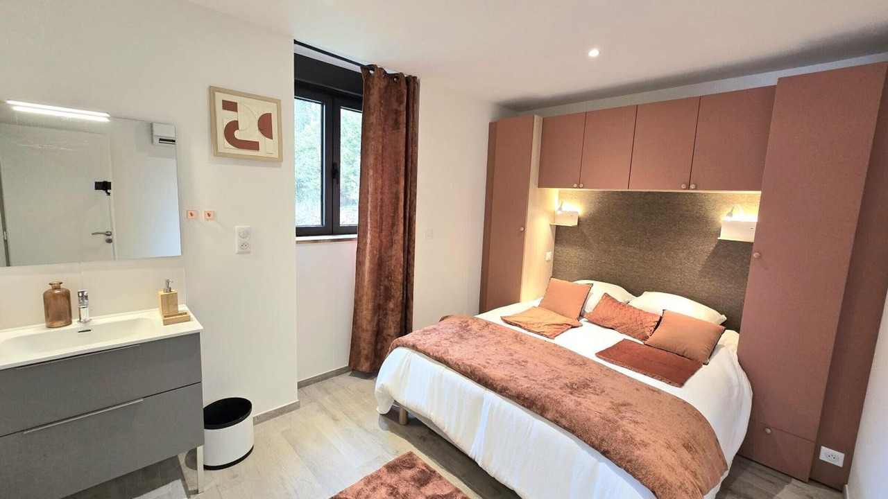 Photo of Bedroom in Coubjours