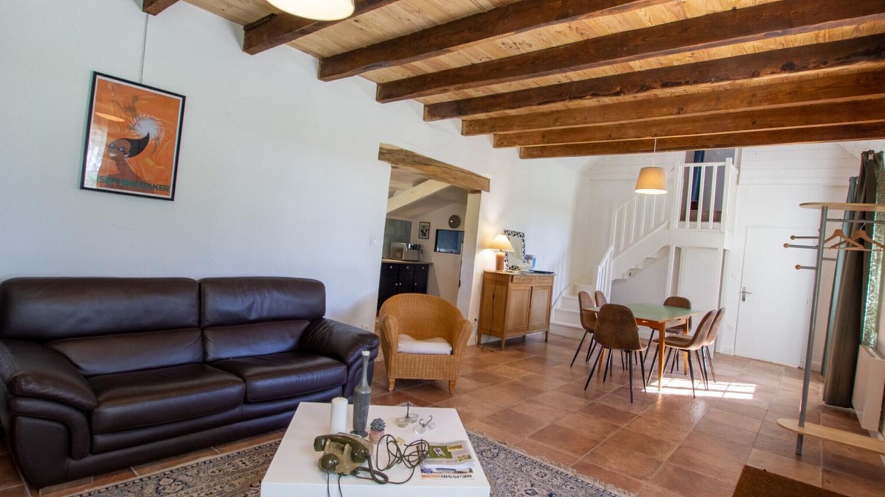 Photo of Livingroom in Montpon-Menesterol