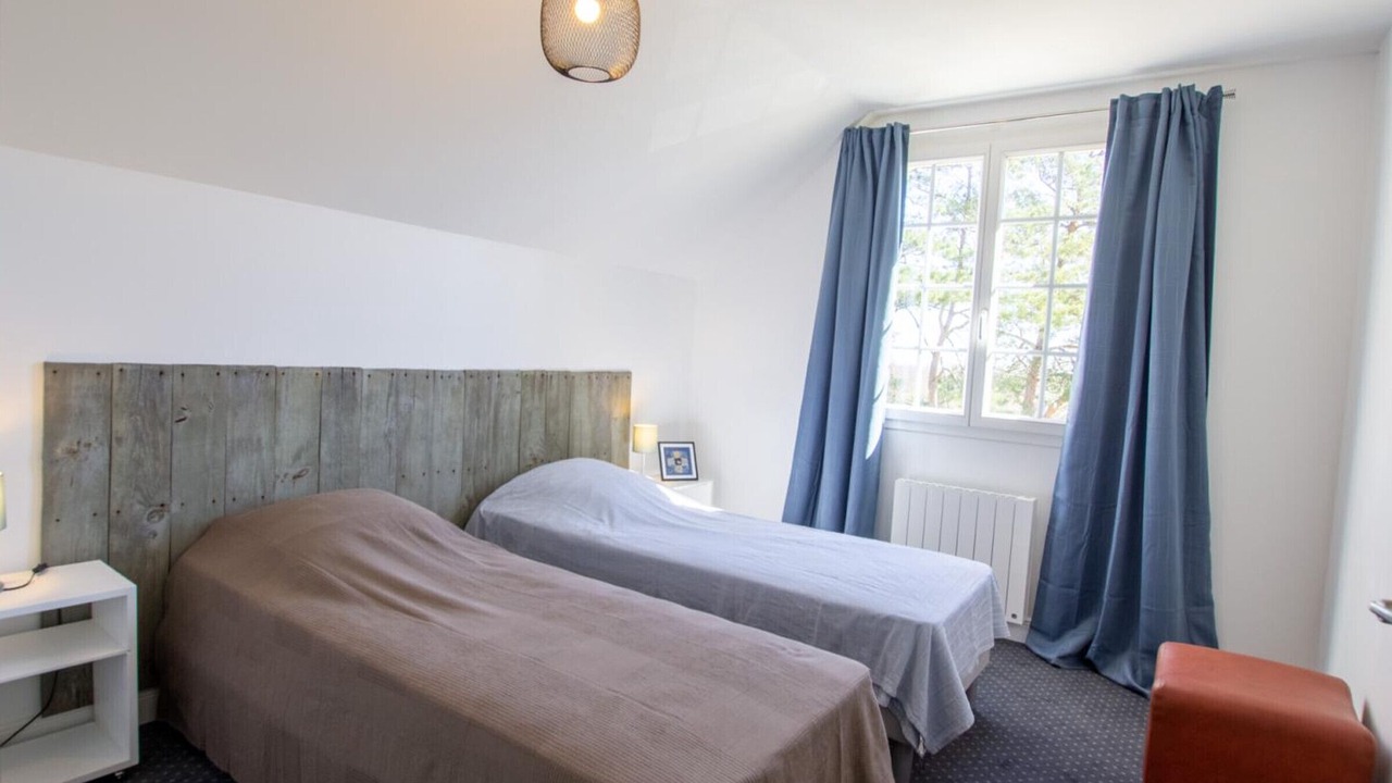 Photo of Bedroom in Montpon-Menesterol