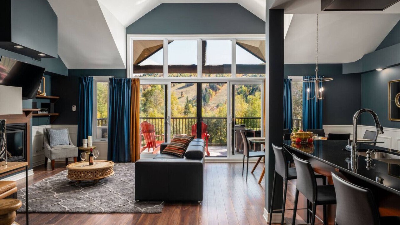 Photo of Livingroom in Saint-Sauveur