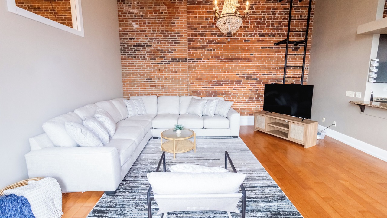 Photo of Livingroom in Cedar Falls