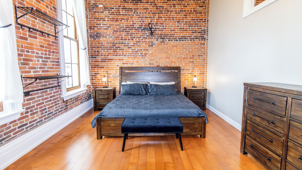 Photo of Bedroom in Cedar Falls