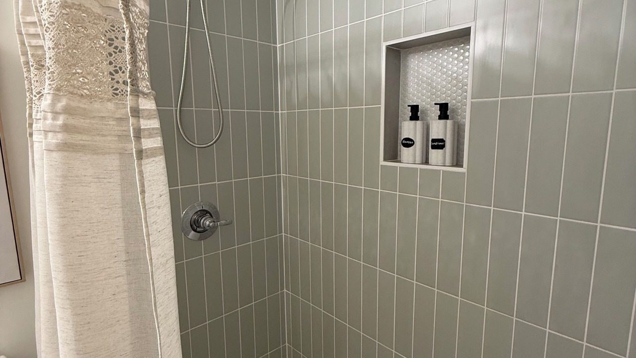 Photo of Bathroom in Drayton