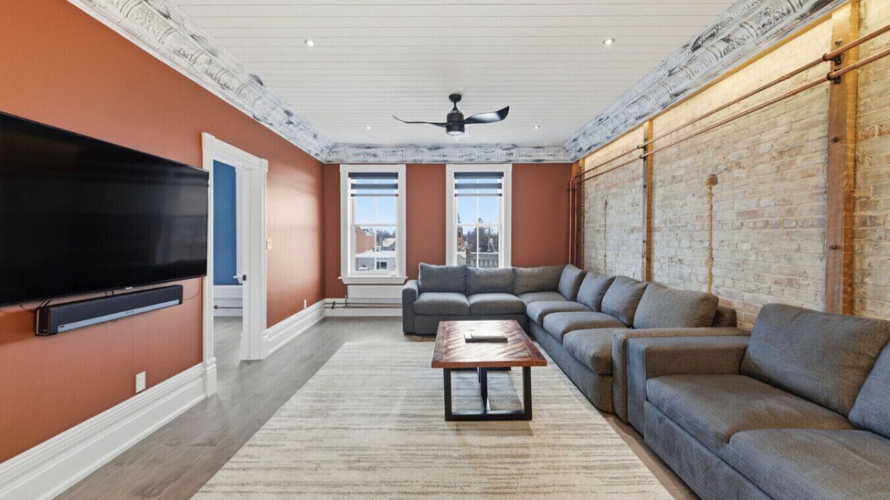Photo of Livingroom in Collingwood
