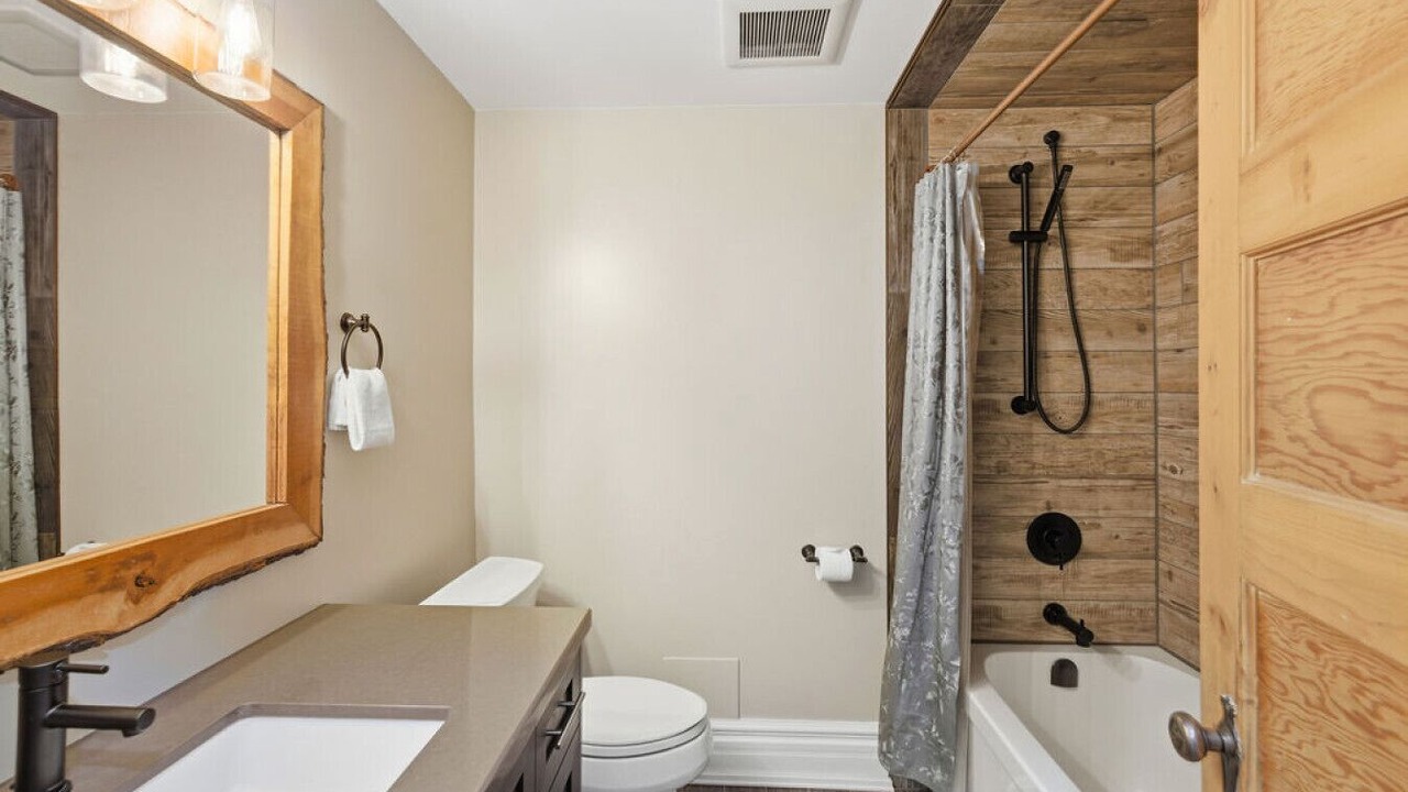 Photo of Bathroom in Collingwood