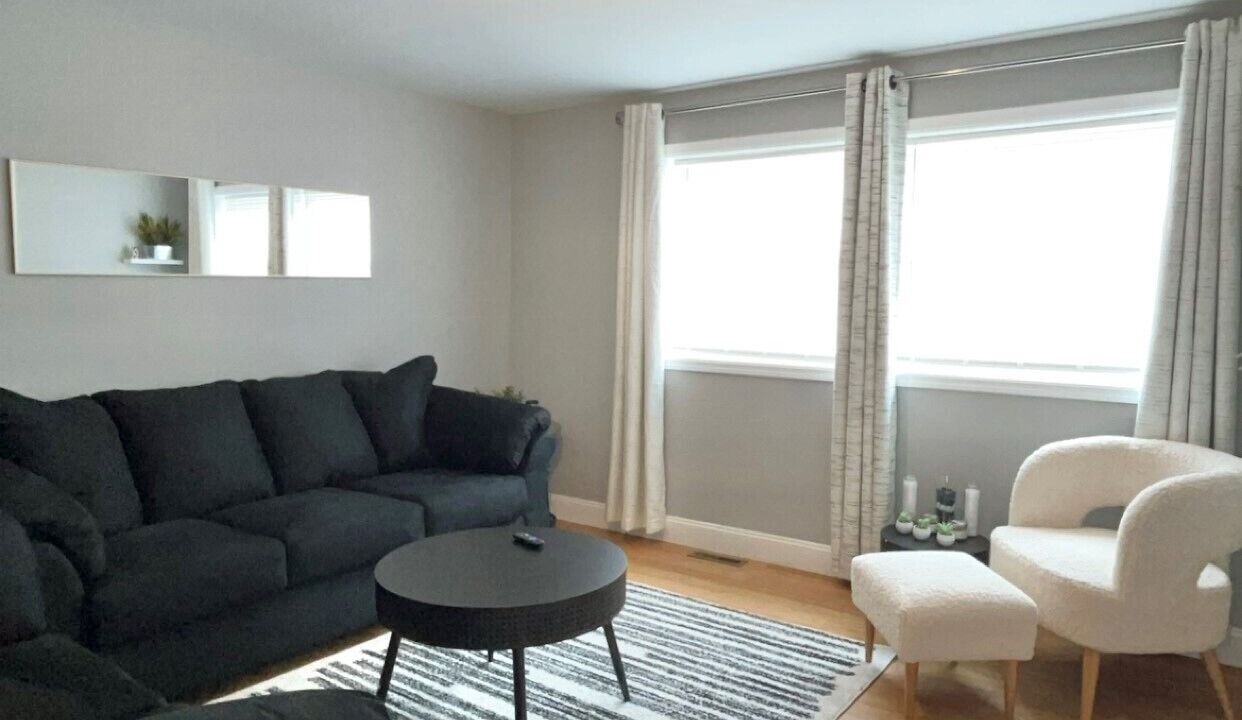 Photo of Livingroom in Albany