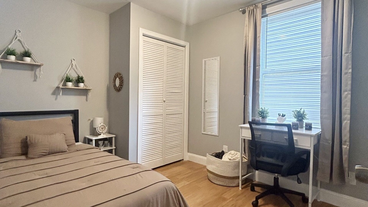 Photo of Bedroom in Albany
