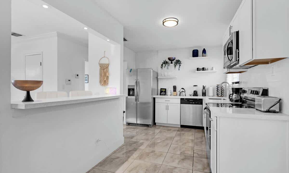 Photo of Kitchen in Miami Gardens